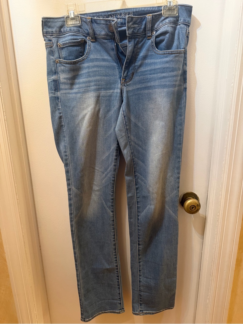 American Eagle Outfitters Medium blue distressed Denim Jeans